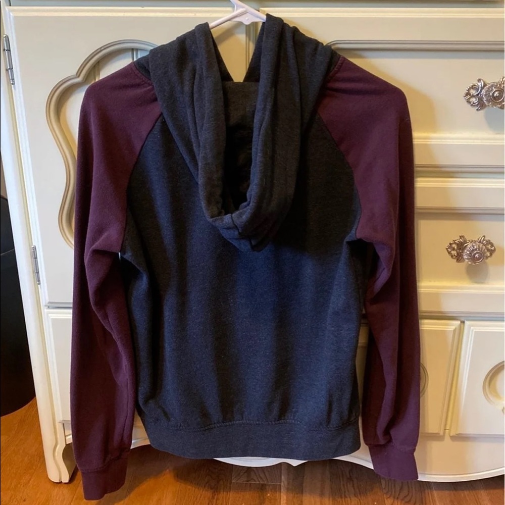 Sweatshirt - Picture 3 of 4